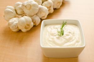 Garlic Sauce (Per Tub)